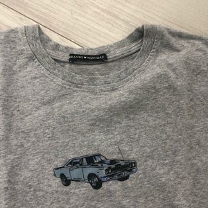 BRANDY MELVILLE GREY CAR T-SHIRT